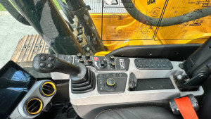 Гусеничный экскаватор JCB 220X LC 2022 г. 3786 м/ч. № 5490