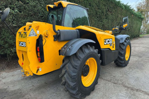 Телескопический погрузчик JCB 531-70 2017 г. 2001 м/ч. № 5627 Телескопический погрузчик JCB 531-70 2017 г. 2001 м/ч. № 5627