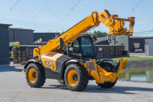 Телескопический погрузчик JCB 533-105 2017 г. 55 кВт. 4403 м/ч., №4768 B