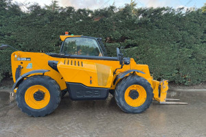 Телескопічний навантажувач JCB 535-95 2022 р. 55 кВт * 1952 м/год.