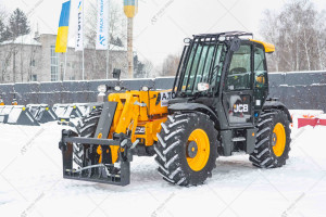 Телескопический погрузчик JCB 536-70 AGRISUPER 93 кВт 2018 г. 5007 м/ч. № 5314 B