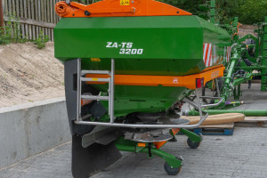 Розподільник мінеральних добрив Amazone ZA-TS 3200 Profis Hydro 2015 р. №4419