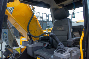 Гусеничный экскаватор JCB 220X L 4F 2020 г. 129 кВт. 4261,7 м/ч., №4262 L