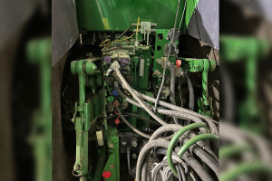 Трактор John Deere 8400R Premium Edition  2020 р. 400 к.с. 3656 м/год.