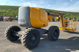 Коленчатый подъемник Haulotte HA16PX 4WD 2014 г. 2376 м/ч.