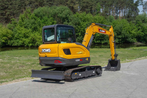 Мини экскаватор XCMG XE60G PRO 2025 г. 10 м/ч.