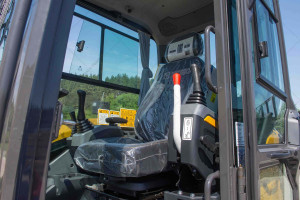 Мини экскаватор XCMG XE60G PRO 2025 г. 10 м/ч.