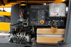 Коленчатый подъемник Haulotte HA16RTJ 2017 г. 5115 м/ч. № 5515