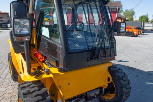 Погрузчик JCB 520-40 2017 г. 36,3 кВт 1206 м/ч.№ 5276