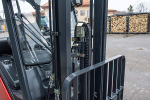 Газовий вилковий навантажувач Linde H18T-01 2015 р. 28 кВт. 5006 м/г., № 3520