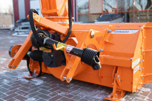 Роторний снігоприбирач для трактора Samasz TORNADO 202