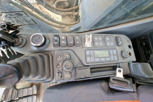 Гусеничний екскаватор Doosan DX340 LC 2018 р. 213 кВт 6135 м/год.