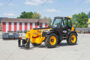 Телескопический погрузчик JCB 540-140 2016 г. 55 кВт. 3183 м/ч. №5988 B