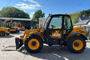 Телескопический погрузчик JCB 531-70 2017 г. 4173 м/ч.