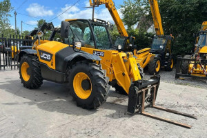 Телескопический погрузчик JCB 531-70 2017 г. 4173 м/ч.