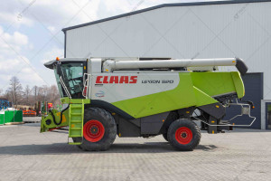 Комбайн СLAAS LEXION 580 2004 г. 316 кВт 3604/2704  м/ч. с жаткой V900 и прицепом CLAAS №5089