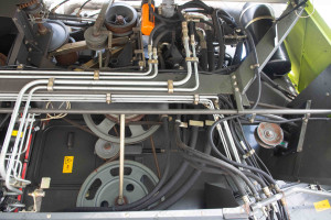 Комбайн СLAAS LEXION 580 2004 г. 316 кВт 3604/2704  м/ч. с жаткой V900 и прицепом CLAAS №5089