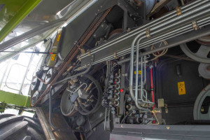 Комбайн СLAAS LEXION 580 2004 г. 316 кВт 3604/2704  м/ч. с жаткой V900 и прицепом CLAAS №5089