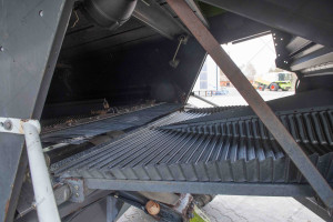 Комбайн СLAAS LEXION 580 2004 г. 316 кВт 3604/2704  м/ч. с жаткой V900 и прицепом CLAAS №5089