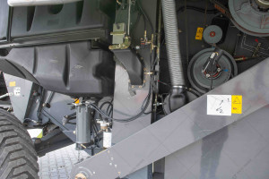 Комбайн СLAAS LEXION 580 2004 г. 316 кВт 3604/2704  м/ч. с жаткой V900 и прицепом CLAAS №5089