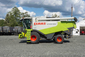 Комбайн СLAAS LEXION 580 2004 р. 316 кВт 3604/2704  м/г. з жаткою V900 та причепом CLAAS №5089