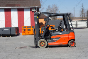 Вилочный погрузчик Linde E25L-01 2016 г. 22861 м/ч.,  № 5205