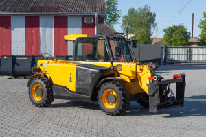 JCB 525-60 2018 y. 54,5 kW. 3773 m/h.№5274