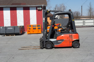 Вилочный погрузчик Linde E16P-02 2017 г. 12055 м/ч.,  № 5203