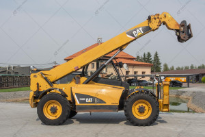 Cat TH360B 2007 y. 74,5 kW. 2713 m/h., №4789