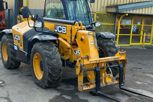 Телескопічний навантажувач JCB 535-95 2016 р. 2683 м/год.
