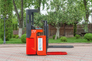 Штабелер электрический Linde L12R-03 2003 г., №756