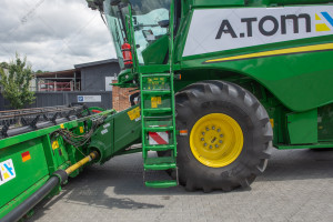 Комбайн John Deere S770 2022 г. 930/590 м/ч. №5320 (без жатки)