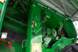 Комбайн John Deere S770 2022 г. 930/590 м/ч. №5320 (без жатки)