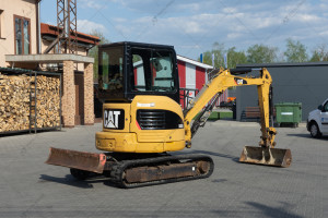 Мини экскаватор Cat 303C 2009 г. 22 кВт. 2224 м/ч., №5255