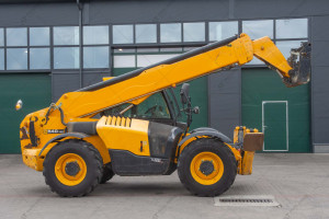 Телескопический погрузчик JCB 540-140 Hi-Viz 2017 г. 55 кВт. 4340 м/ч., №4312