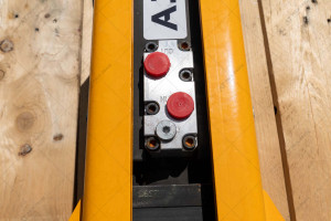 Indeco HP 100 hydraulic breaker