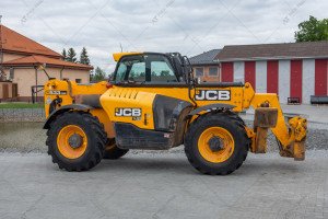 JCB 533-105 2018 y. 55 kW. 8657 m/h. № 5283