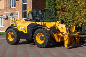 Телескопический погрузчик JCB 533-105 2015 г. 55 кВт. 3313,1 м/ч., №3961 L