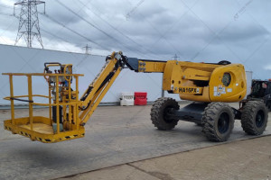 Колінчастий підіймач Haulotte HA16PXNT 2015 р. 2700 м/г.