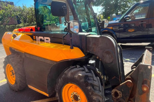 Навантажувач JCB 516-40 2017 р. 35 кВт. 2296 м/г.