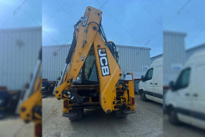Екскаватор навантажувач JCB 3CX 2015 р. 68 кВт 5500 м/год.