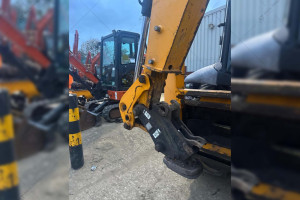 Екскаватор навантажувач JCB 3CX 2015 р. 68 кВт 5500 м/год.