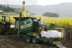 Комбінований преспідбирач з обмотувачем Agronic Multibaler 820