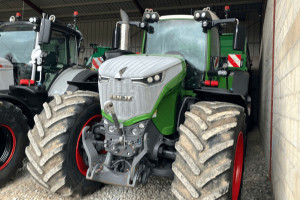 Трактор FENDT 1050 VARIO PROFI + 2023 г. 500 л.с. 2984 м/ч.