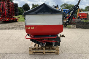 Разбрасыватель органических удобрений Vicon RO-M 2013 г.