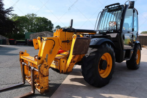 Телескопический погрузчик JCB 535-125 2012 г. 5249 м/ч.