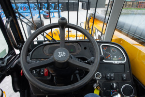 Телескопический погрузчик JCB 535-125 2012 г.  63 кВт. 5250 м/ч. № 5401 5249 м/ч.