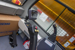 Автокран XCMG QY25K5D 