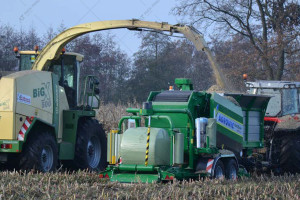 Комбінований преспідбирач з обмотувачем Agronic Multibaler 1220