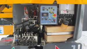 Коленчатый подъемник Haulotte HA16RTJ 2016 г. 6910 м/ч. № 5512